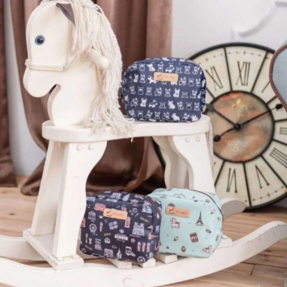 Waterproof Cat Cube Makeup Cosmetic Bag - Picture 5 of 10